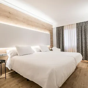 Sansi Park Hotell