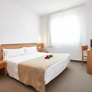 Montsia Hotel