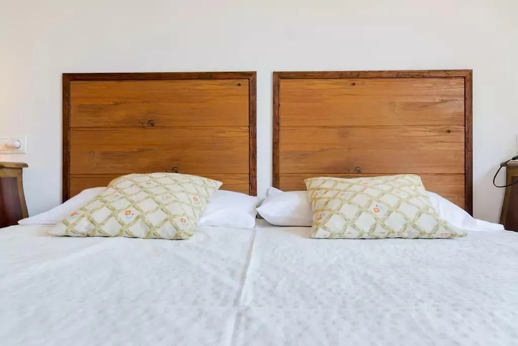 Ca La Gloria Bed & Breakfast Vilabertran